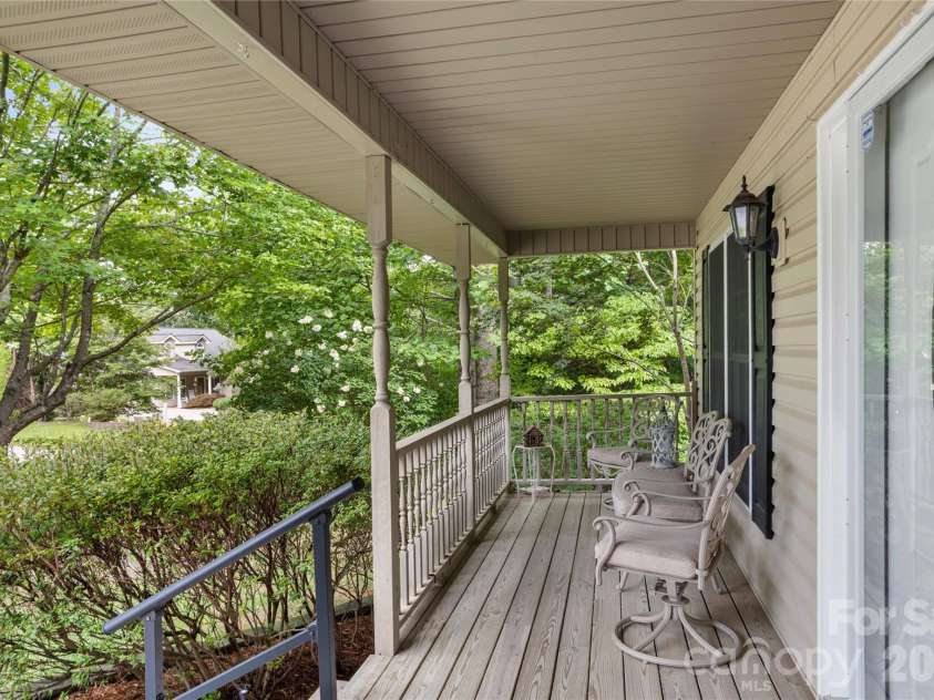 69 Red Cedar Drive, Hendersonville, NC 28792.  MLS# CAR4410260, YatesRealty ID 41708. 