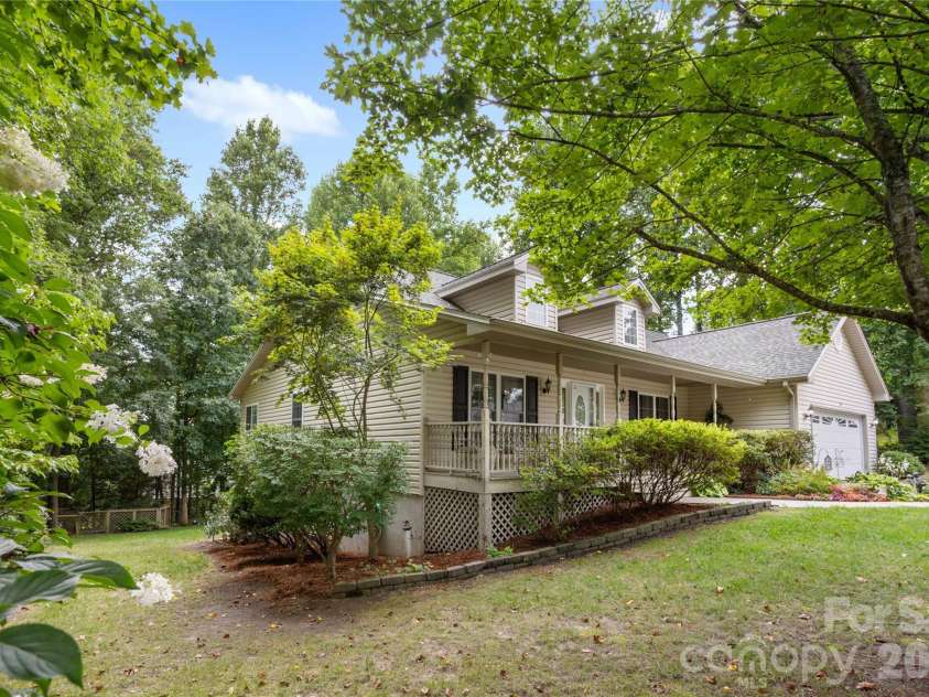 69 Red Cedar Drive, Hendersonville, NC 28792.  MLS# CAR4410260, YatesRealty ID 41708. 