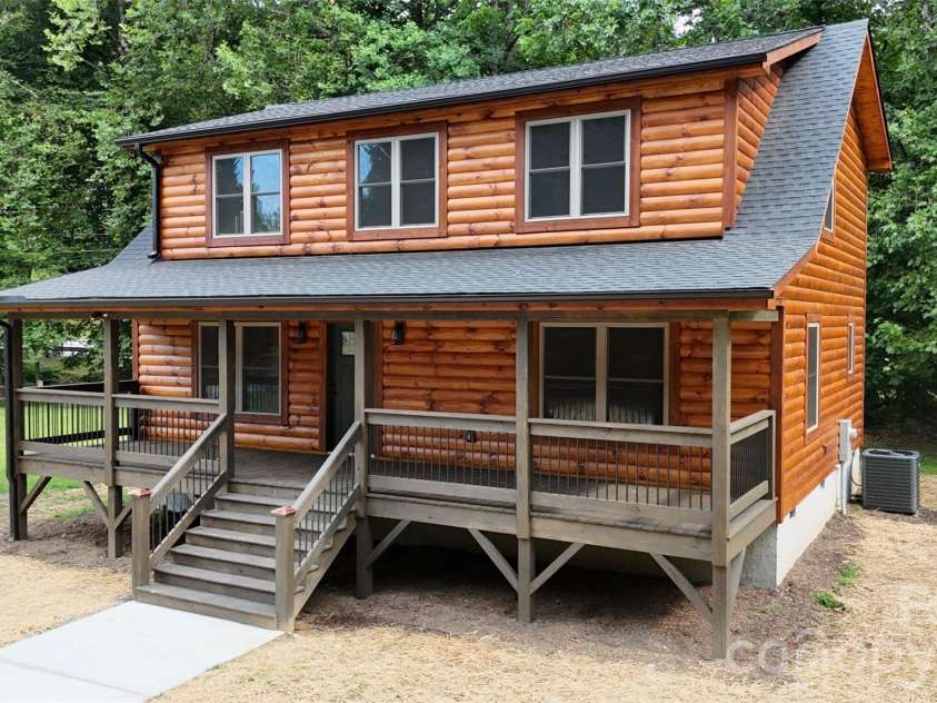 616 Twinbrook Lane, Maggie Valley, NC 28751.  MLS# CAR4410327, YatesRealty ID 41709. 