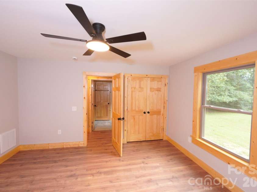 616 Twinbrook Lane, Maggie Valley, NC 28751.  MLS# CAR4410327, YatesRealty ID 41709. 