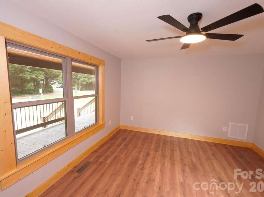 616 Twinbrook Lane, Maggie Valley, NC 28751.  MLS# CAR4410327, YatesRealty ID 41709. 