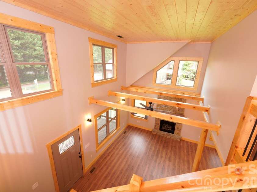 616 Twinbrook Lane, Maggie Valley, NC 28751.  MLS# CAR4410327, YatesRealty ID 41709. 