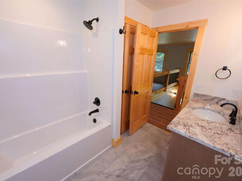 616 Twinbrook Lane, Maggie Valley, NC 28751.  MLS# CAR4410327, YatesRealty ID 41709. 
