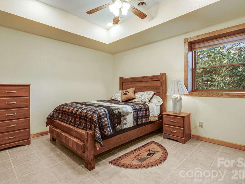 20 Stony Crest Drive, Spruce Pine, NC 28777.  MLS# CAR4421947, YatesRealty ID 4171. 