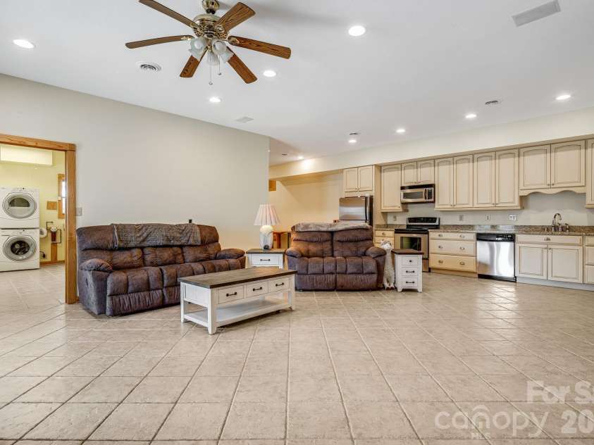 20 Stony Crest Drive, Spruce Pine, NC 28777.  MLS# CAR4421947, YatesRealty ID 4171. 
