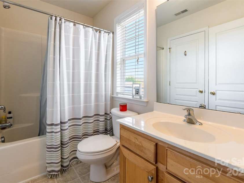 7554 Coastal Way, Huntersville, NC 28078.  MLS# CAR4241343, YatesRealty ID 4171. 
