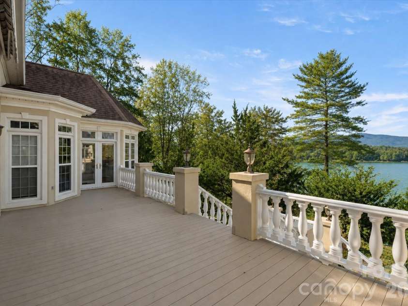 705 Lake Club Drive, Nebo, NC 28761.  MLS# CAR4410301, YatesRealty ID 41710. 
