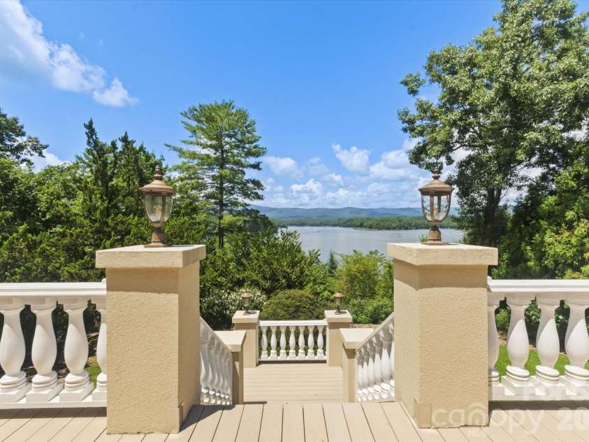 705 Lake Club Drive, Nebo, NC 28761.  MLS# CAR4410301, YatesRealty ID 41710. 