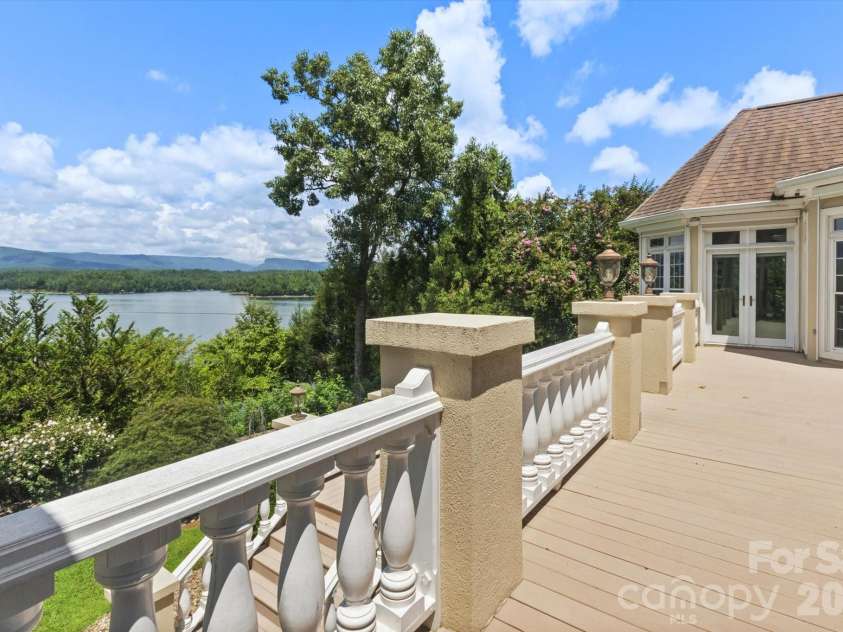 705 Lake Club Drive, Nebo, NC 28761.  MLS# CAR4410301, YatesRealty ID 41710. 