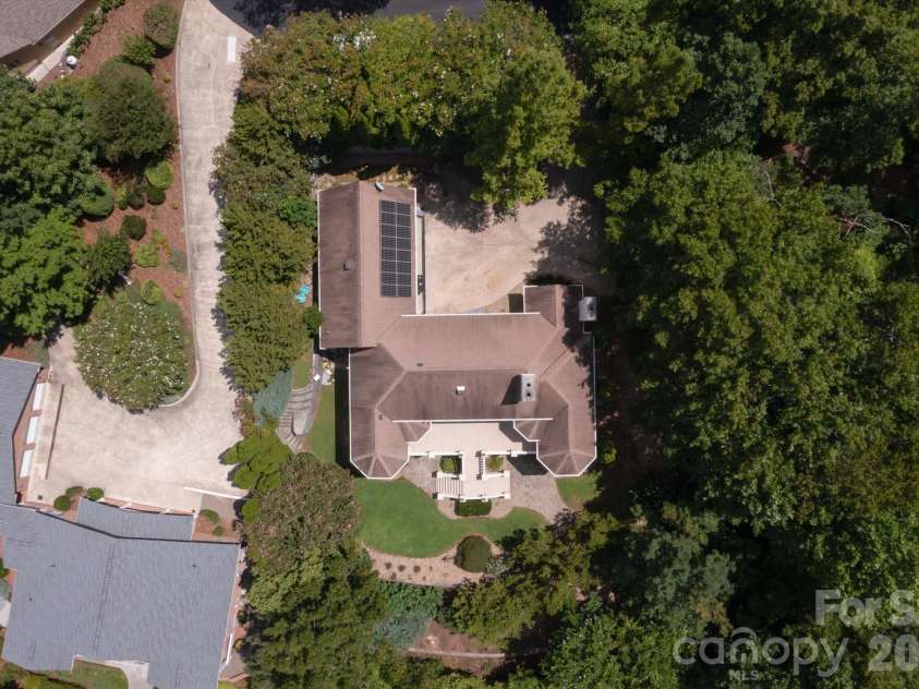 705 Lake Club Drive, Nebo, NC 28761.  MLS# CAR4410301, YatesRealty ID 41710. 