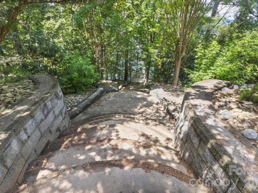 705 Lake Club Drive, Nebo, NC 28761.  MLS# CAR4410301, YatesRealty ID 41710. 
