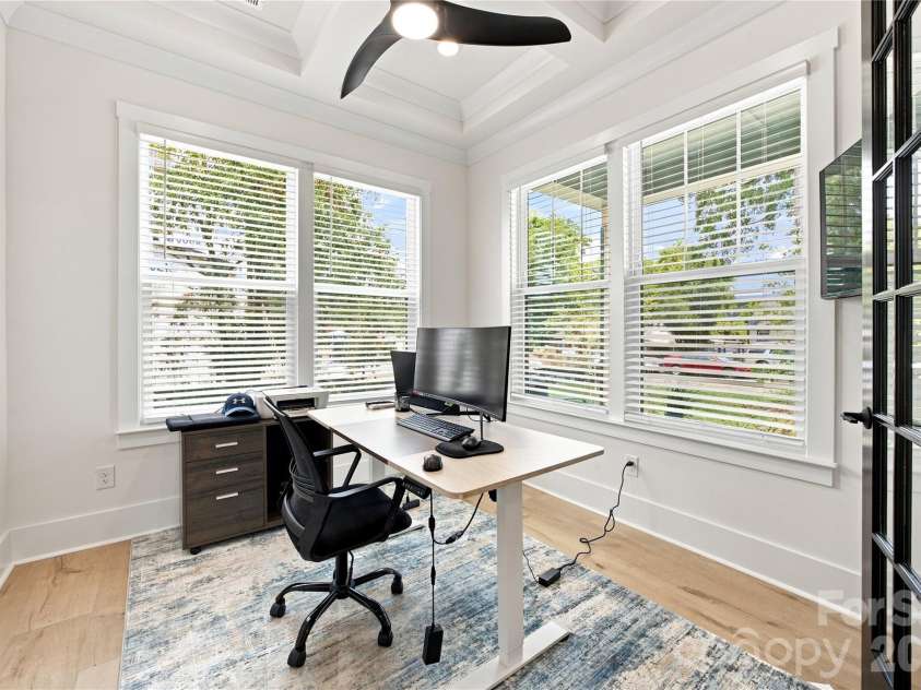 513 Bowman Road, Charlotte, NC 28217.  MLS# CAR4410244, YatesRealty ID 41711. 