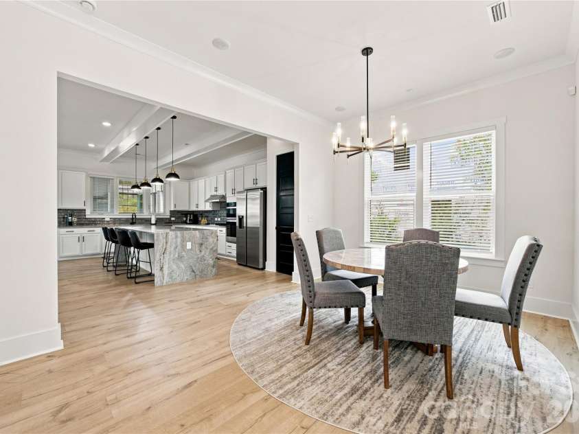 513 Bowman Road, Charlotte, NC 28217.  MLS# CAR4410244, YatesRealty ID 41711. 
