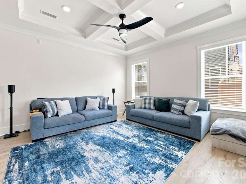 513 Bowman Road, Charlotte, NC 28217.  MLS# CAR4410244, YatesRealty ID 41711. 