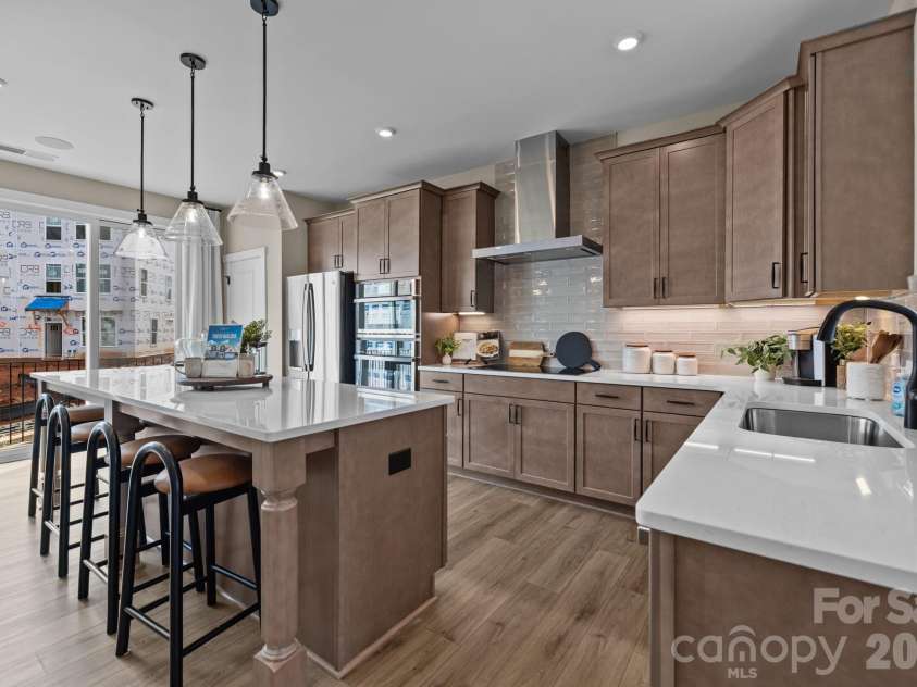 4113 Westbound Drive, Charlotte, NC 28278.  MLS# CAR4406830, YatesRealty ID 41715. Representative