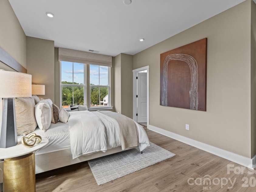 4113 Westbound Drive, Charlotte, NC 28278.  MLS# CAR4406830, YatesRealty ID 41715. Representative