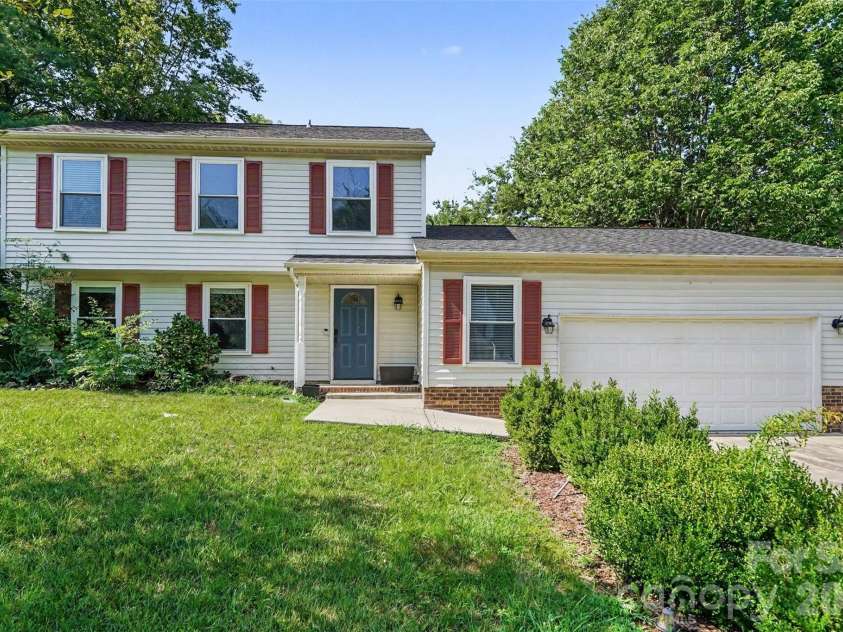 10724 Downpatrick Place, Charlotte, NC 28262.  MLS# CAR4407710, YatesRealty ID 41716. 