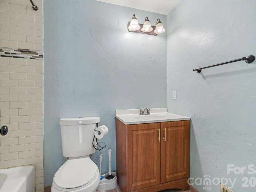 10724 Downpatrick Place, Charlotte, NC 28262.  MLS# CAR4407710, YatesRealty ID 41716. 