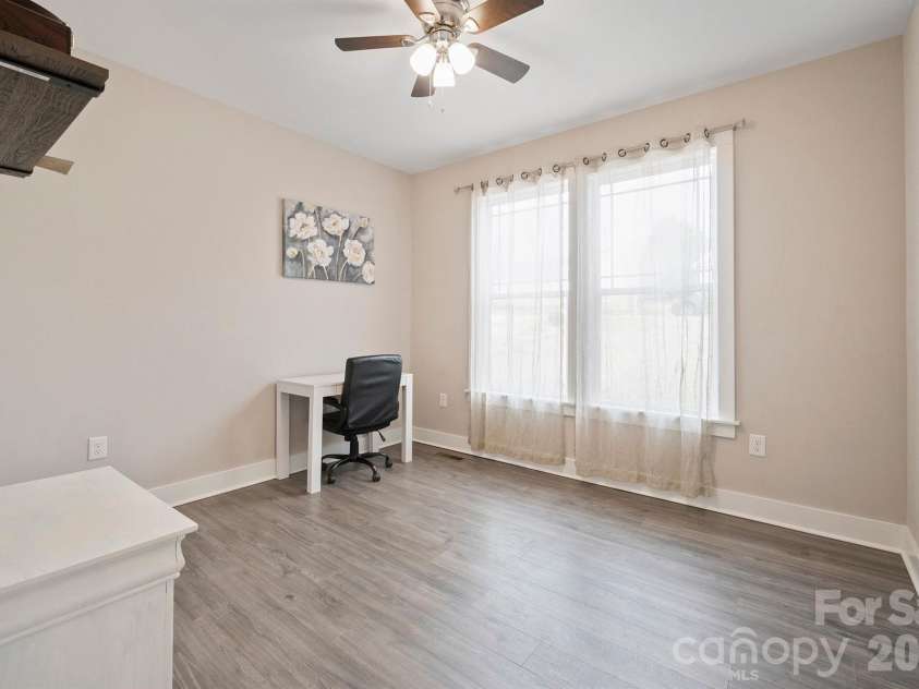 1544 Farmington Hills Drive, Conover, NC 28613.  MLS# CAR4405042, YatesRealty ID 41717. 