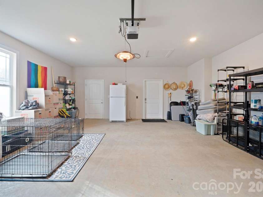 1544 Farmington Hills Drive, Conover, NC 28613.  MLS# CAR4405042, YatesRealty ID 41717. 
