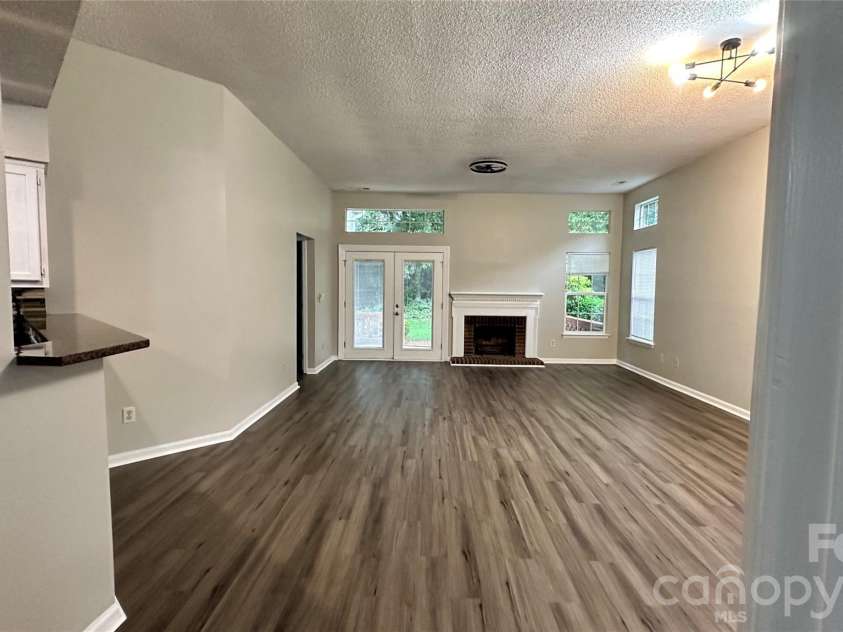 4807 Pennant Place, Charlotte, NC 28212.  MLS# CAR4406104, YatesRealty ID 41718. 