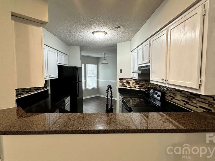4807 Pennant Place, Charlotte, NC 28212.  MLS# CAR4406104, YatesRealty ID 41718. 