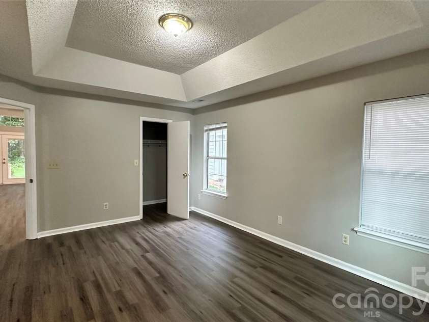 4807 Pennant Place, Charlotte, NC 28212.  MLS# CAR4406104, YatesRealty ID 41718. 