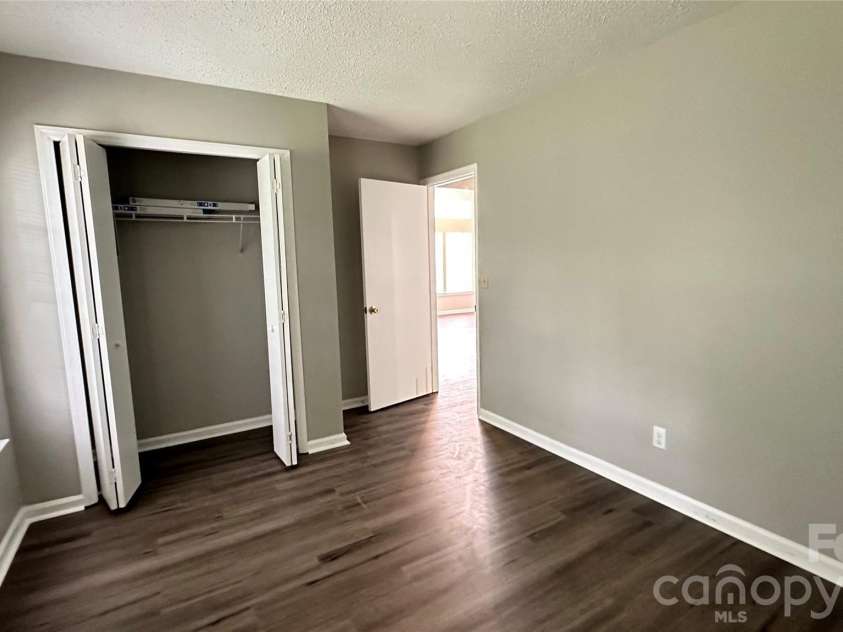 4807 Pennant Place, Charlotte, NC 28212.  MLS# CAR4406104, YatesRealty ID 41718. 