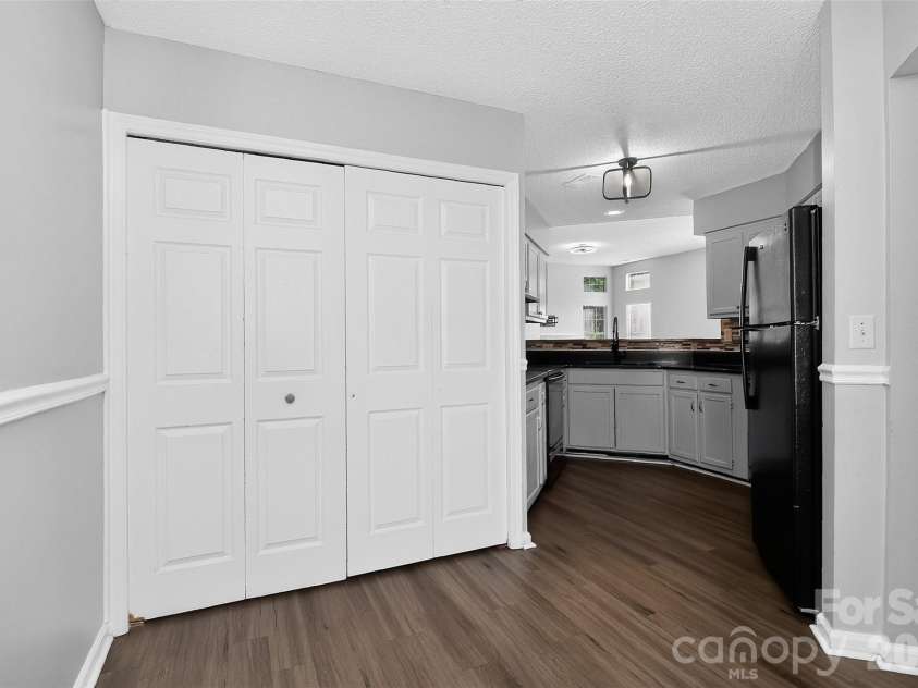 4807 Pennant Place, Charlotte, NC 28212.  MLS# CAR4406104, YatesRealty ID 41718. 