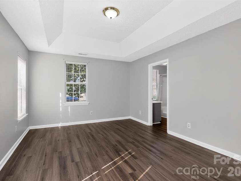 4807 Pennant Place, Charlotte, NC 28212.  MLS# CAR4406104, YatesRealty ID 41718. 