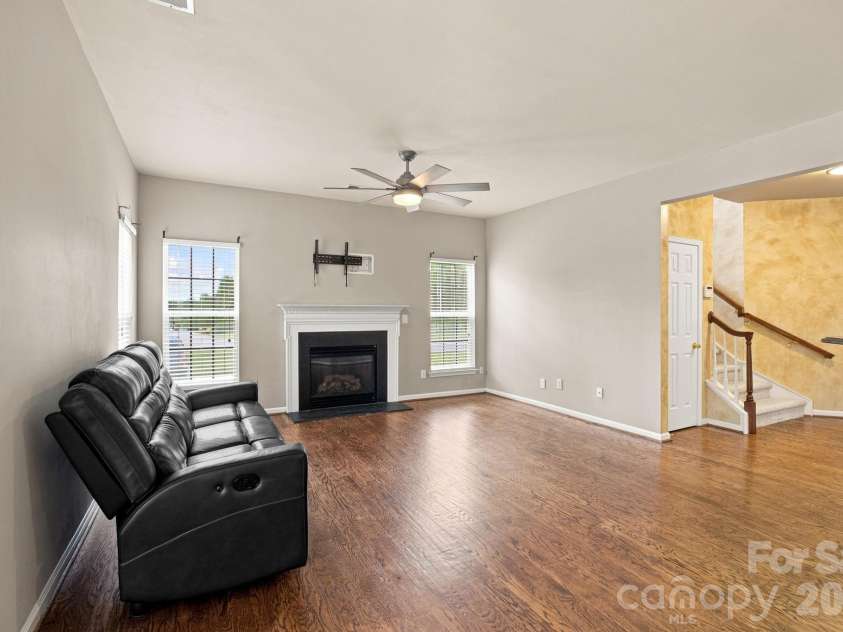 2426 Smith Cove Road, Denver, NC 28037.  MLS# CAR4401720, YatesRealty ID 41719. Living Room