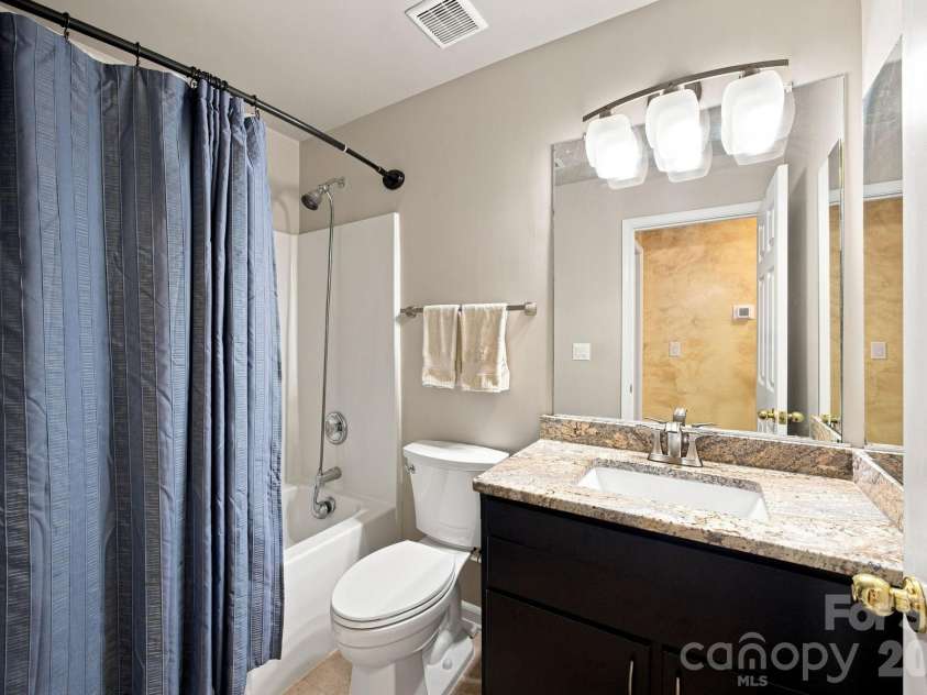 2426 Smith Cove Road, Denver, NC 28037.  MLS# CAR4401720, YatesRealty ID 41719. Upstairs full bath
