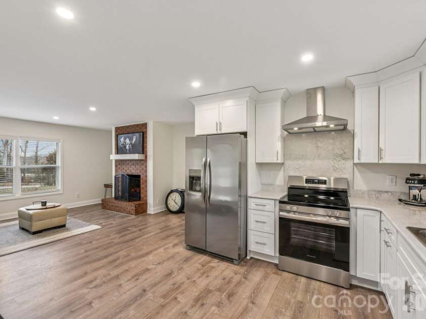 3211 Lancaster Highway, Monroe, NC 28112.  MLS# CAR4342261, YatesRealty ID 4172. 