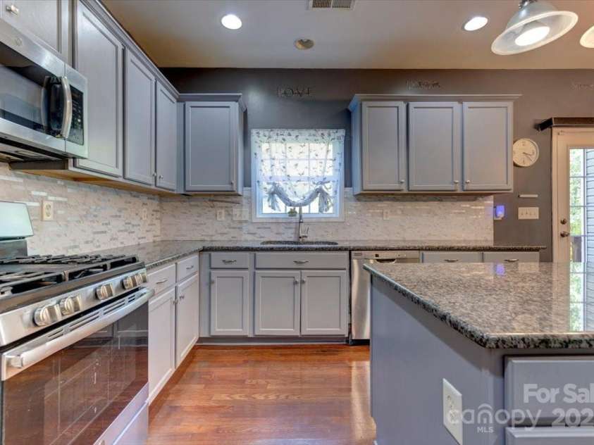 3848 Burnage Hall Road, Harrisburg, NC 28075.  MLS# CAR4200954, YatesRealty ID 4172. 