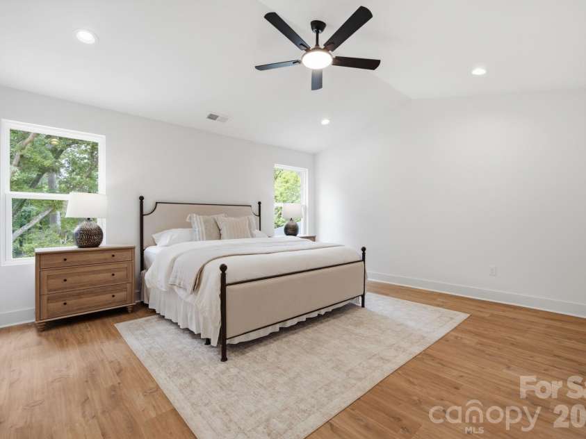1735 Byrum Street, Charlotte, NC 28216.  MLS# CAR4401180, YatesRealty ID 41720. 