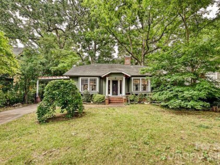 1532 The Plaza, Charlotte, NC 28205.  MLS# CAR4408955, YatesRealty ID 41721. 