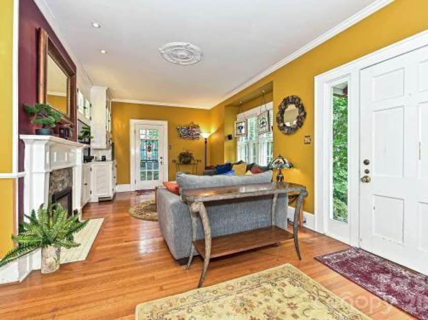 1532 The Plaza, Charlotte, NC 28205.  MLS# CAR4408955, YatesRealty ID 41721. 