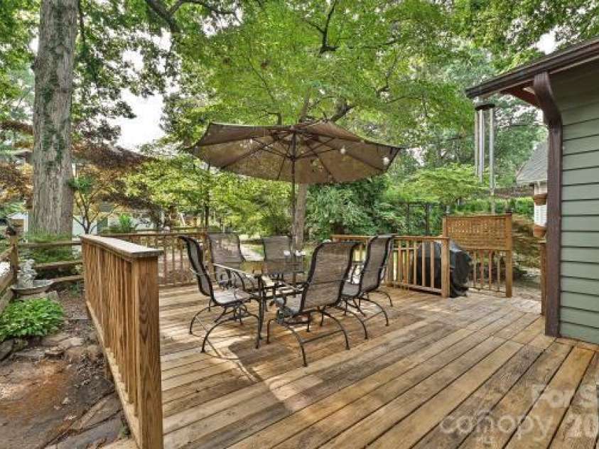 1532 The Plaza, Charlotte, NC 28205.  MLS# CAR4408955, YatesRealty ID 41721. 