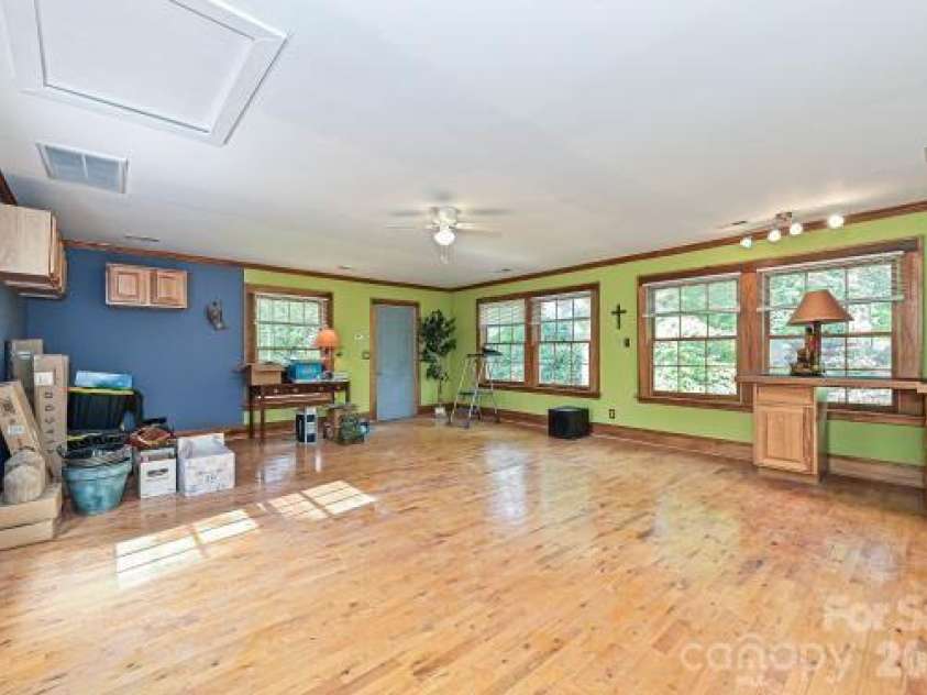1532 The Plaza, Charlotte, NC 28205.  MLS# CAR4408955, YatesRealty ID 41721. 