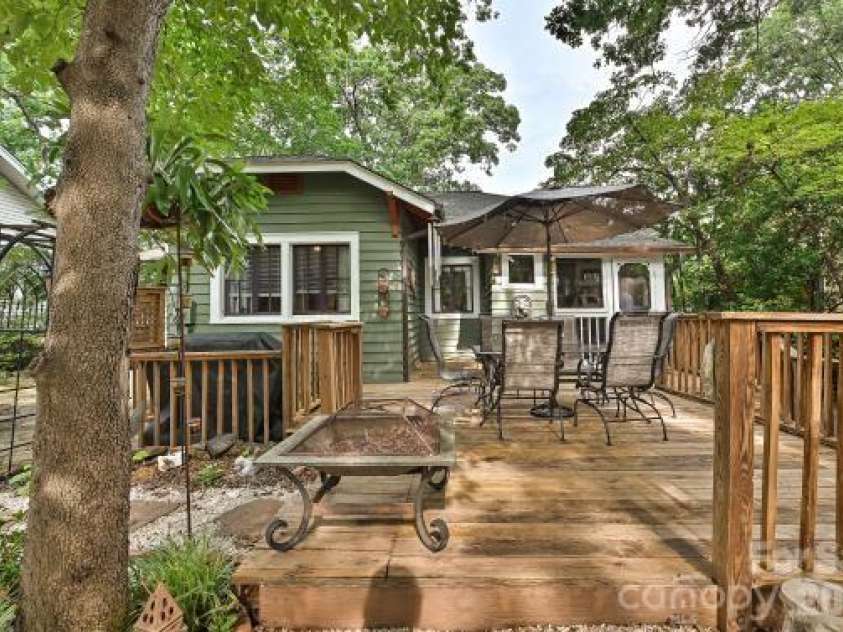 1532 The Plaza, Charlotte, NC 28205.  MLS# CAR4408955, YatesRealty ID 41721. 