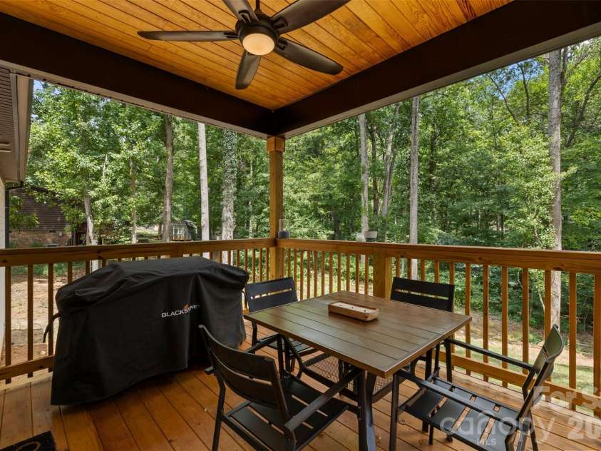 216 Briarcreek Road, Gastonia, NC 28056.  MLS# CAR4409406, YatesRealty ID 41722. 