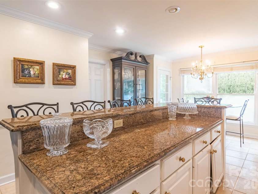 102 Ridgeview Drive, Rutherfordton, NC 28139.  MLS# CAR4410486, YatesRealty ID 41723. 