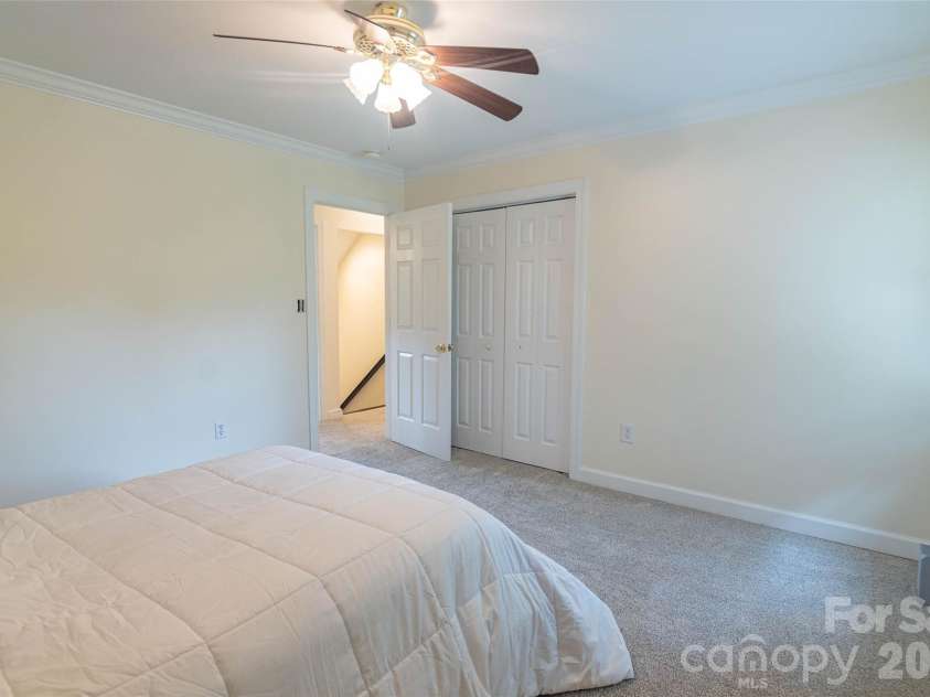 102 Ridgeview Drive, Rutherfordton, NC 28139.  MLS# CAR4410486, YatesRealty ID 41723. 