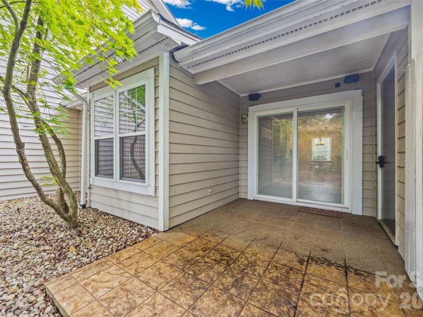 101 Heritage Parkway, Fort Mill, SC 29715.  MLS# CAR4411769, YatesRealty ID 41724. 
