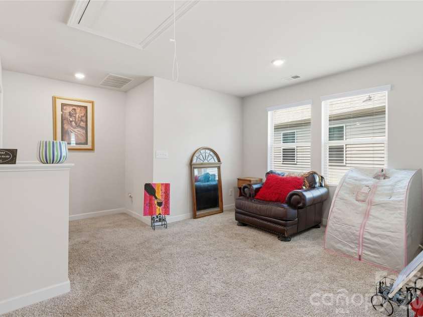 6116 Hailstone Road, Charlotte, NC 28215.  MLS# CAR4408502, YatesRealty ID 41726. Sitting Room