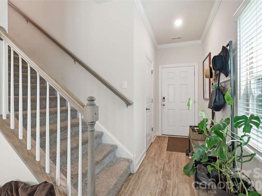 6116 Hailstone Road, Charlotte, NC 28215.  MLS# CAR4408502, YatesRealty ID 41726. Upstairs