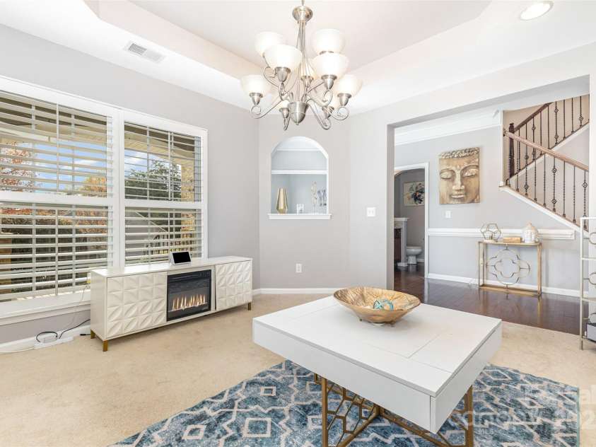 15039 Boudins Lane, Charlotte, NC 28278.  MLS# CAR4322167, YatesRealty ID 4173. 