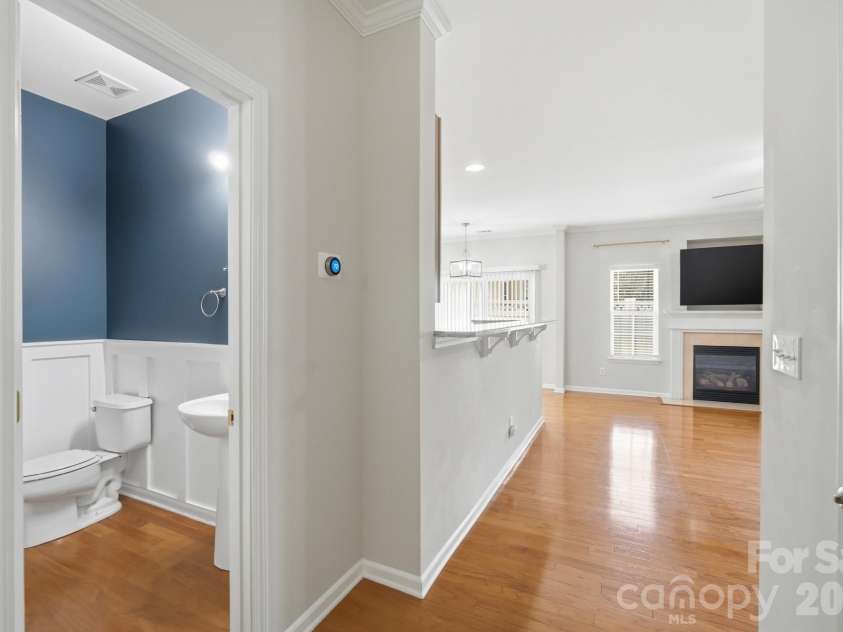 13838 Singleleaf Lane, Charlotte, NC 28278.  MLS# CAR4410883, YatesRealty ID 41730. 