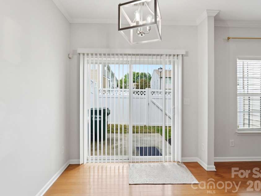 13838 Singleleaf Lane, Charlotte, NC 28278.  MLS# CAR4410883, YatesRealty ID 41730. 