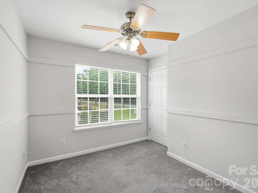 13838 Singleleaf Lane, Charlotte, NC 28278.  MLS# CAR4410883, YatesRealty ID 41730. 